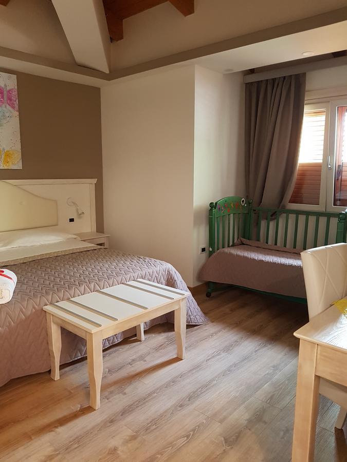 Bed and Breakfast San Pietro Mileto Exterior foto